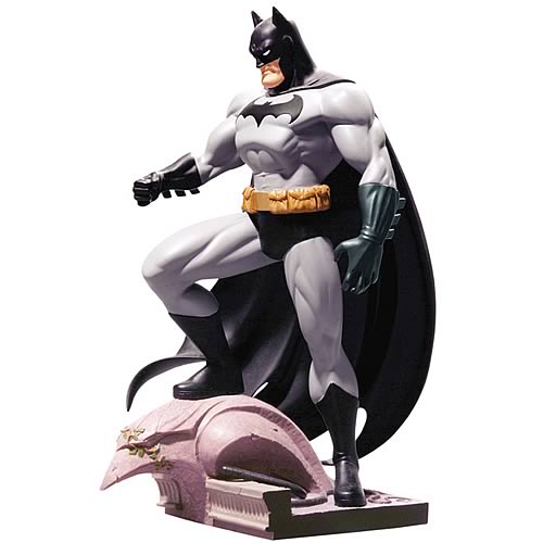 Batman Jim Lee Mini Statue 2